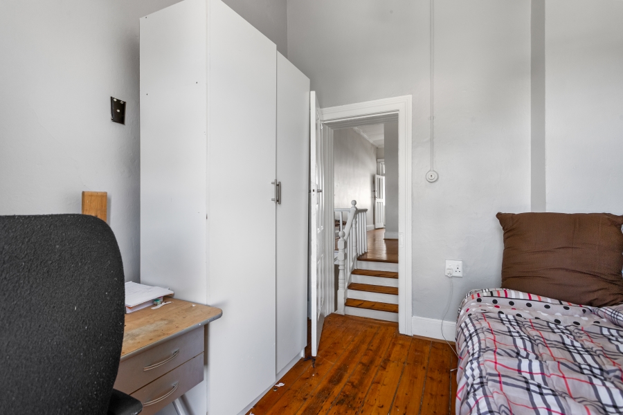 9 Bedroom Property for Sale in Observatory Western Cape
